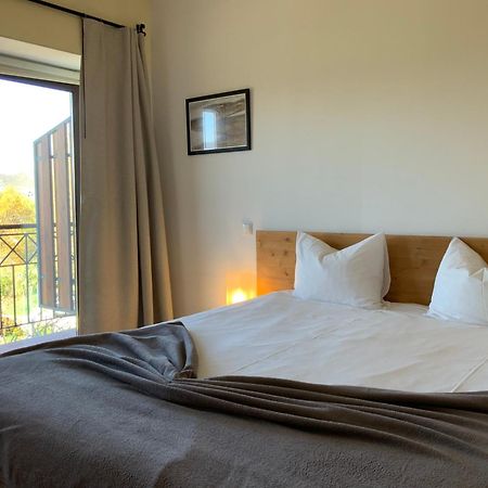 Oficina Do Joe Guesthouse Outeiro  Luaran gambar